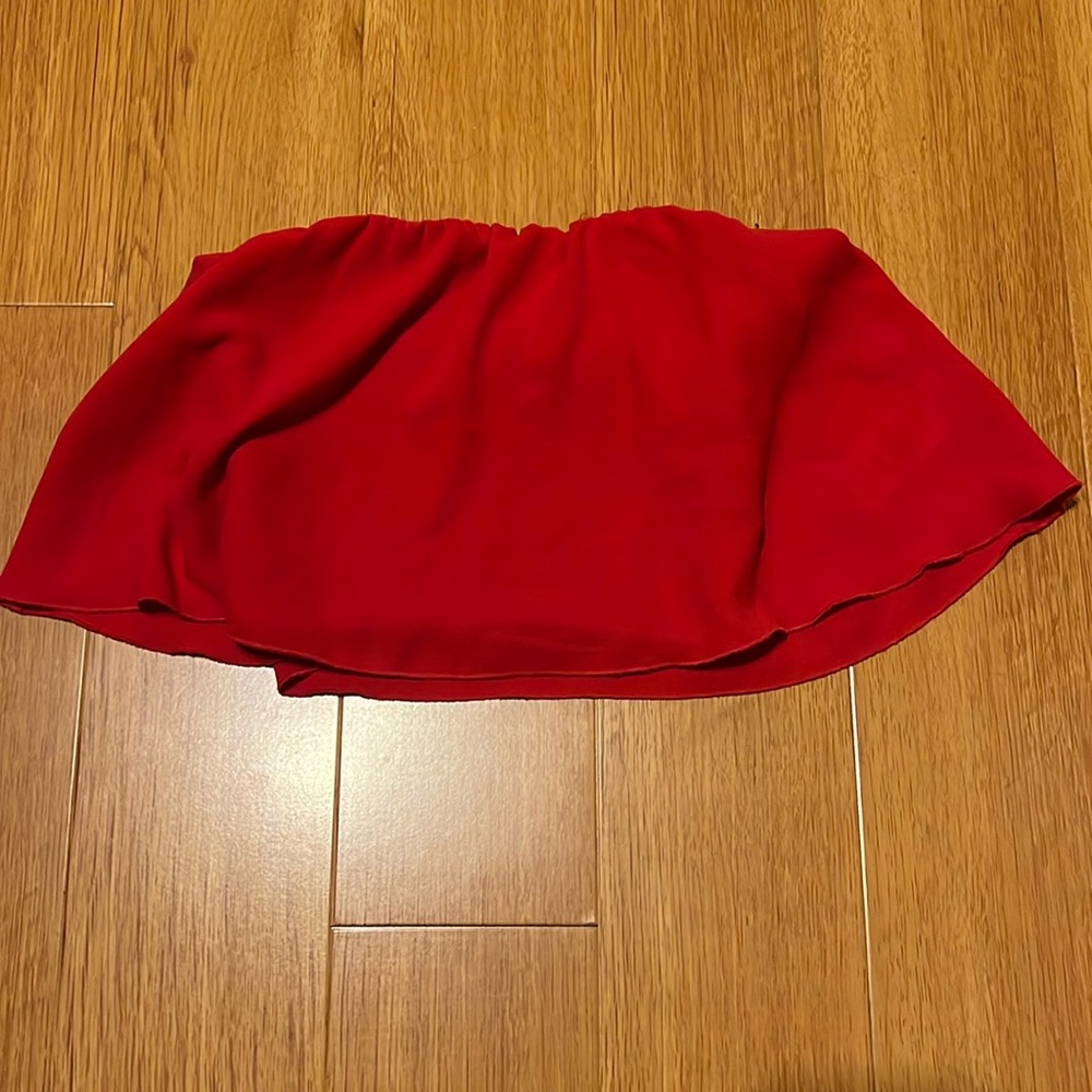 Aritzia Wilfred Bonaventure Red Flowy Bouncy Tube Strapless Crop Top